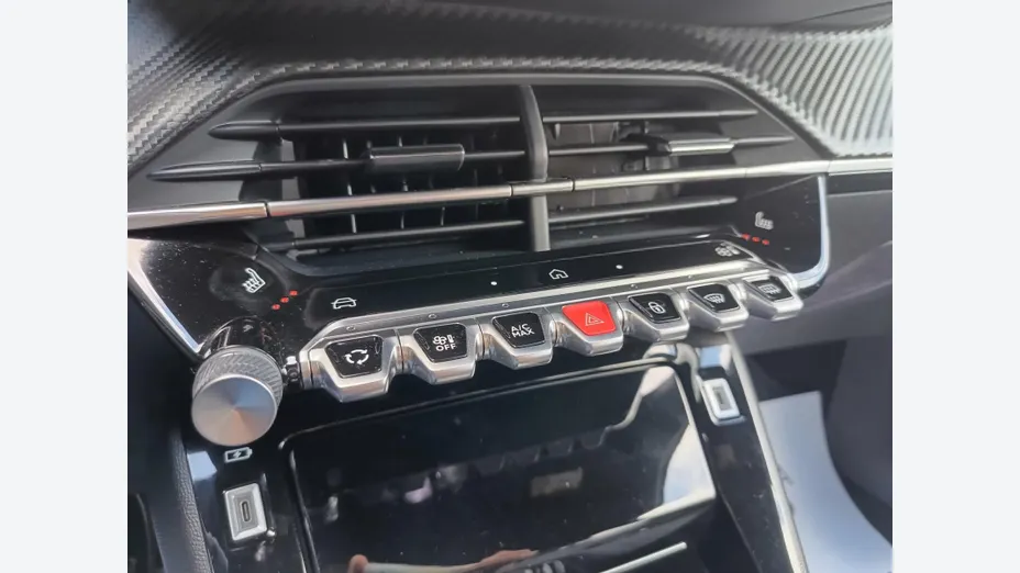 PEUGEOT 2008 2008 PureTech 130 Allure S&S EAT8