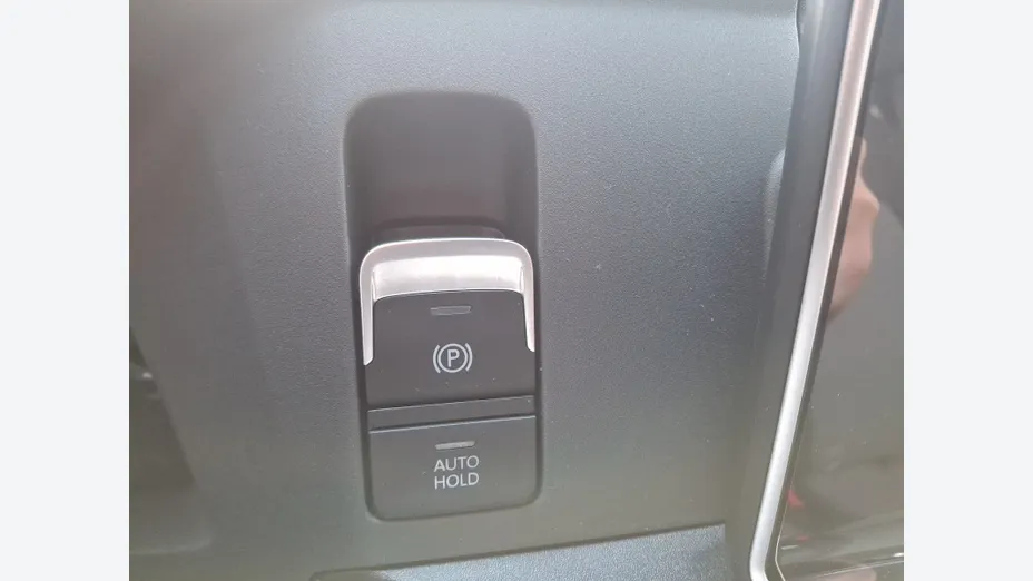 VOLKSWAGEN Crafter Crafter 35 BiTDI 4Motion (13,6m3) aut Nowy