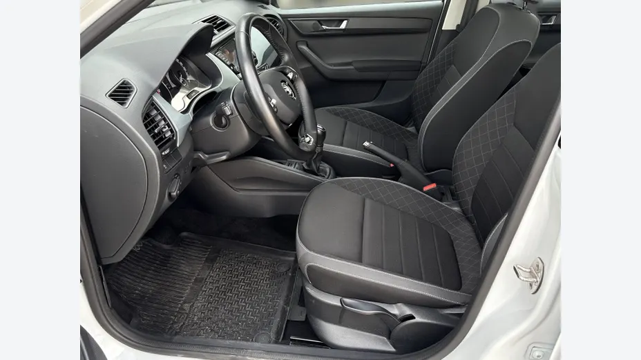 SKODA Fabia Fabia 1.0 TSI Ambition