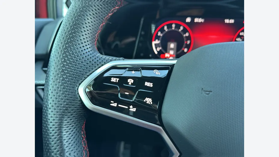 VOLKSWAGEN Golf Golf VIII 2.0 TSI GTI DSG