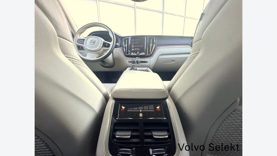 VOLVO XC60 XC60 D5 SCR AWD Inscription aut