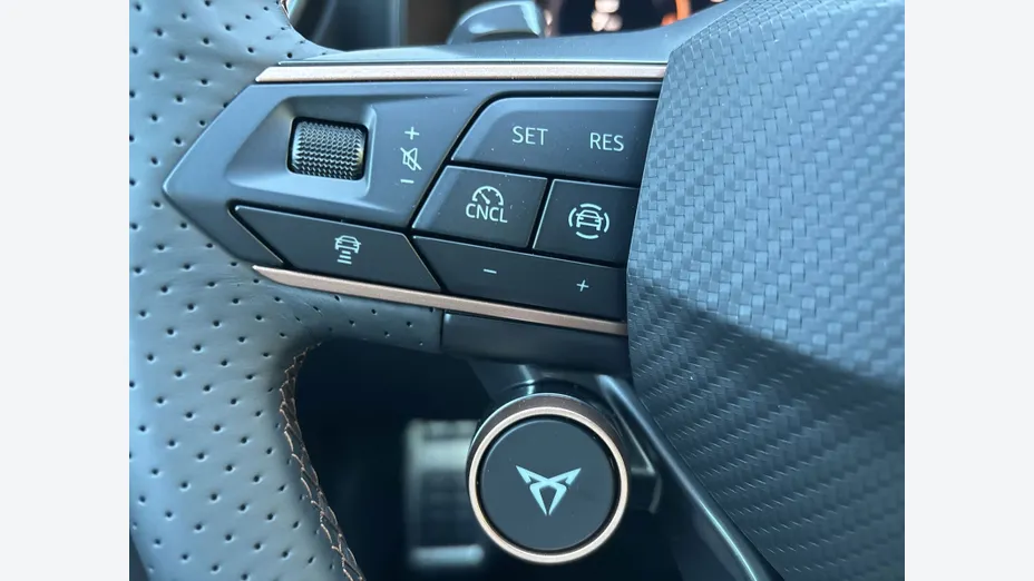 CUPRA Leon Leon 2.0 TSI 4Drive DSG Nowy