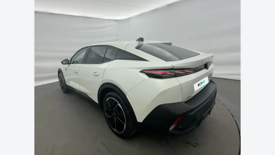 PEUGEOT 408 -