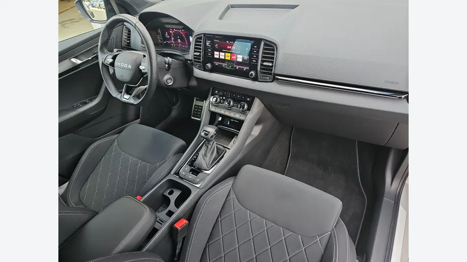 SKODA Karoq -