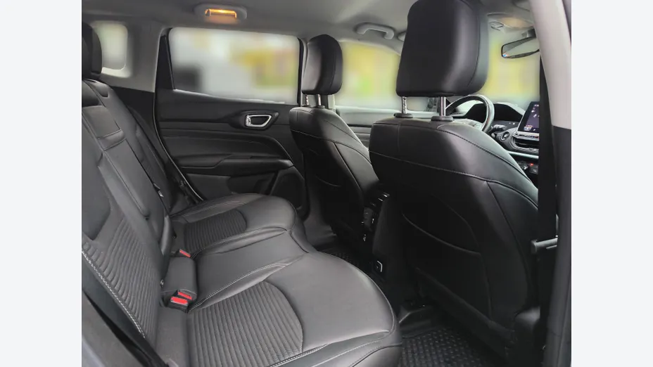 JEEP Compass -