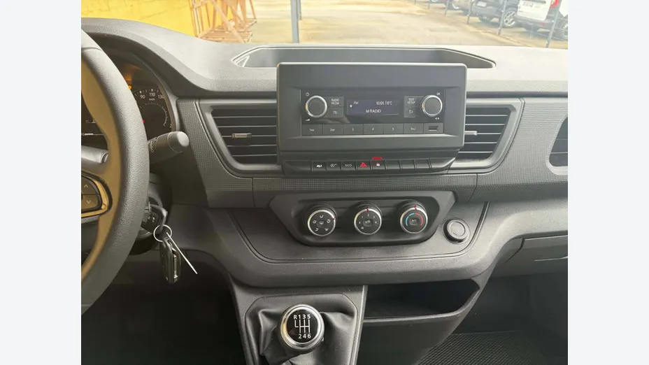 RENAULT Trafic -
