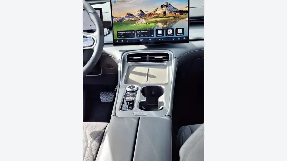 CHERY Tiggo 8 Tiggo 8 1.5 T-GDI Super Hybrid Prestige DCT