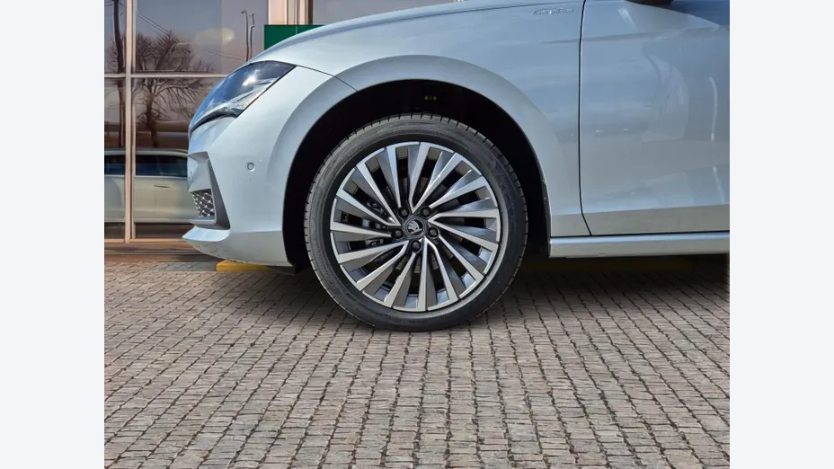 SKODA Superb Superb 1.5 TSI mHEV L&K DSG Nowy