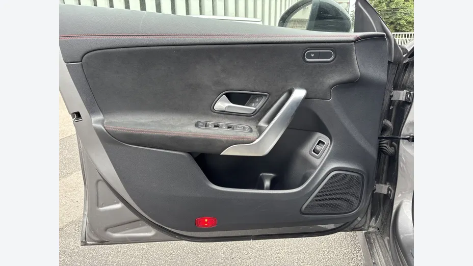MERCEDES-BENZ CLA CLA 200 mHEV AMG Line 7G-DCT