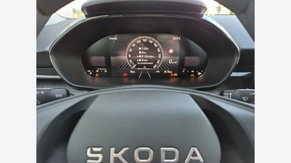 SKODA Fabia Fabia 1.0 Essence Nowy