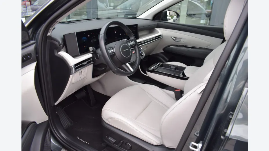 HYUNDAI Tucson Tucson 1.6 T-GDi PHEV Platinum 4WD aut