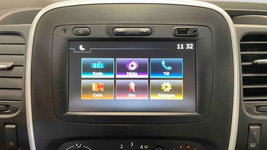 RENAULT Trafic -