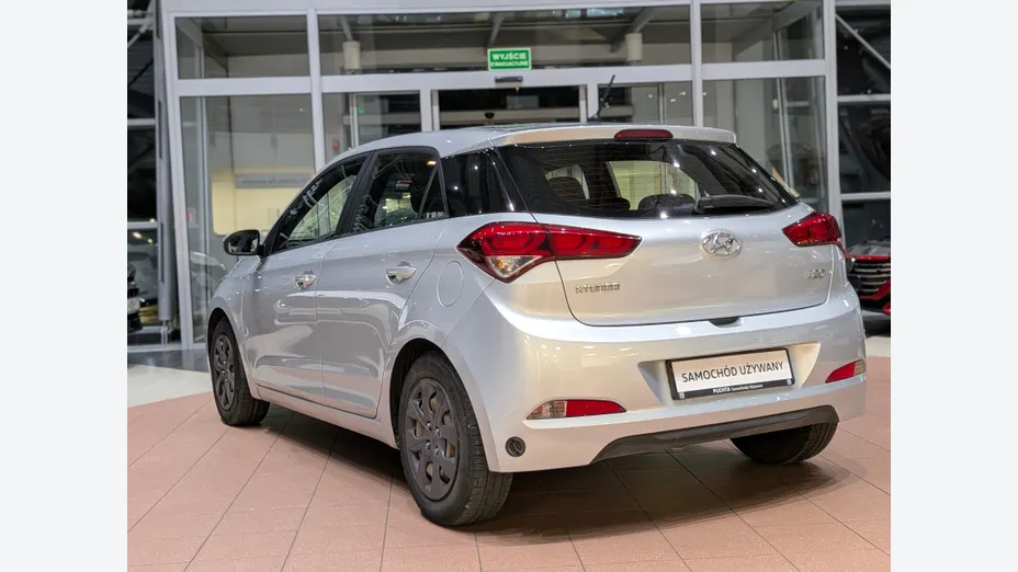 HYUNDAI i20 i20 1.2 BlueDrive Classic +