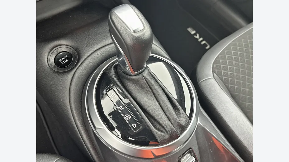 NISSAN Juke -