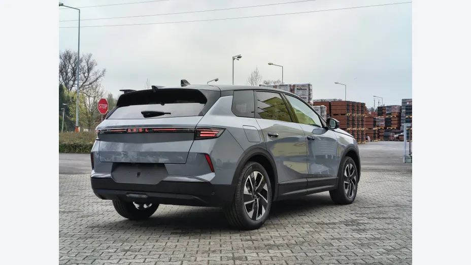 OPEL Grandland -