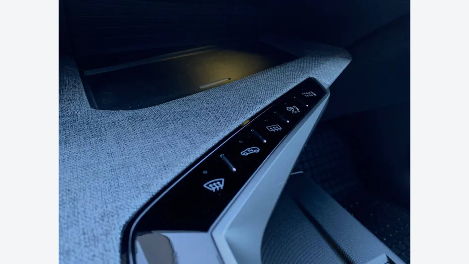 PEUGEOT 3008 3008 1.2 PureTech mHEV Allure e-DCS6