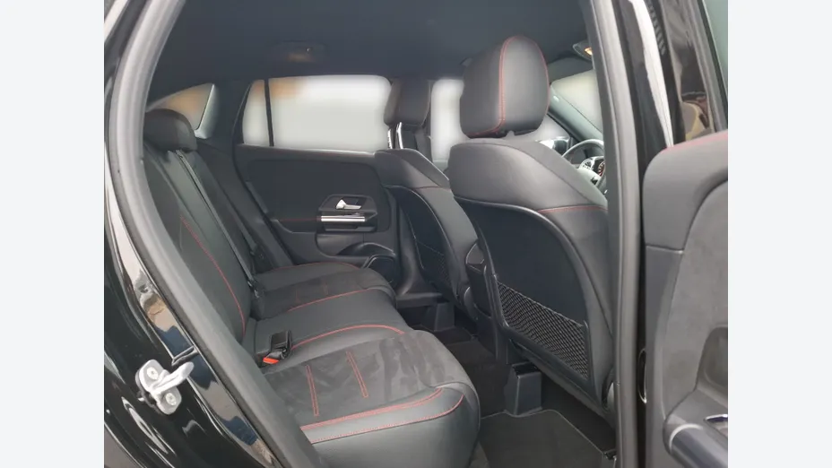 MERCEDES-BENZ GLA GLA 200 mHEV AMG Line 7G-DCT