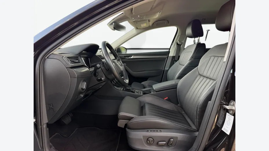SKODA Superb Superb 2.0 TDI SCR Style DSG