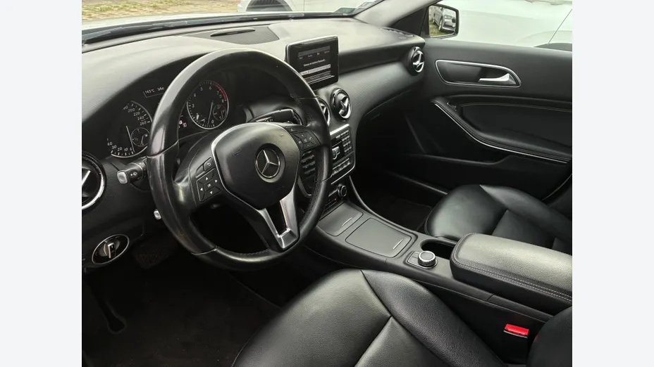 MERCEDES-BENZ A Klasa A 180