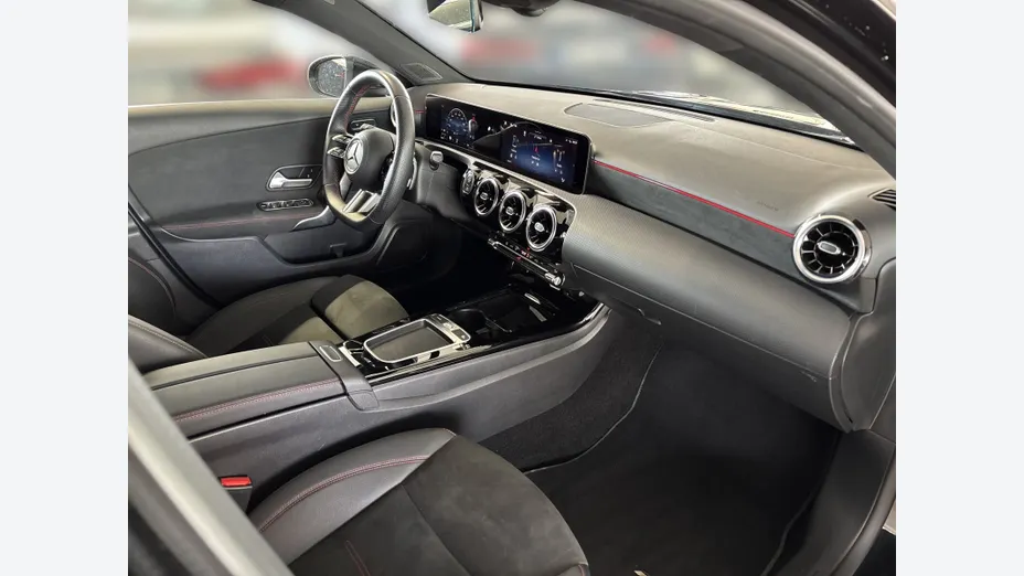 MERCEDES-BENZ A Klasa A 200 AMG Line 7G-DCT