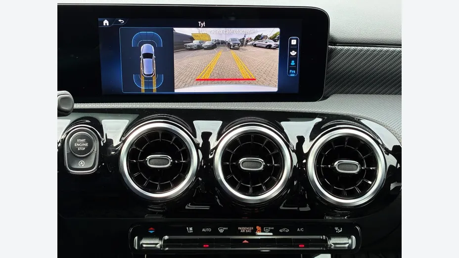 MERCEDES-BENZ A Klasa A 220 4-Matic AMG Line 8G-DCT