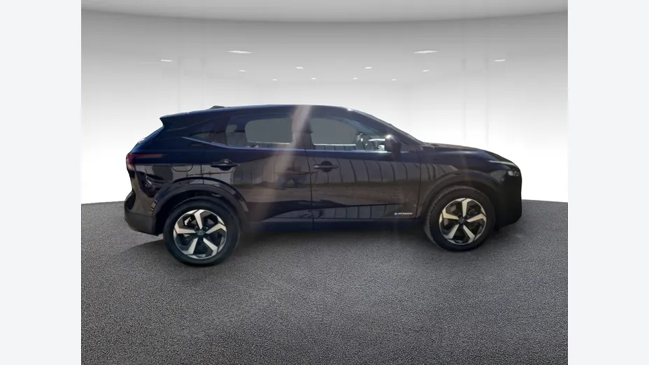 NISSAN Qashqai -