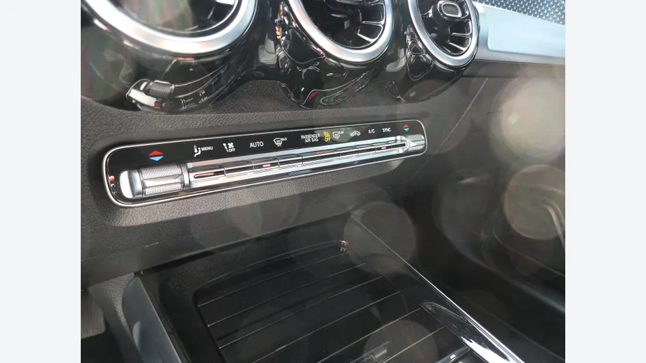 MERCEDES-BENZ GLB GLB 220 mHEV 4-Matic 8G-DCT