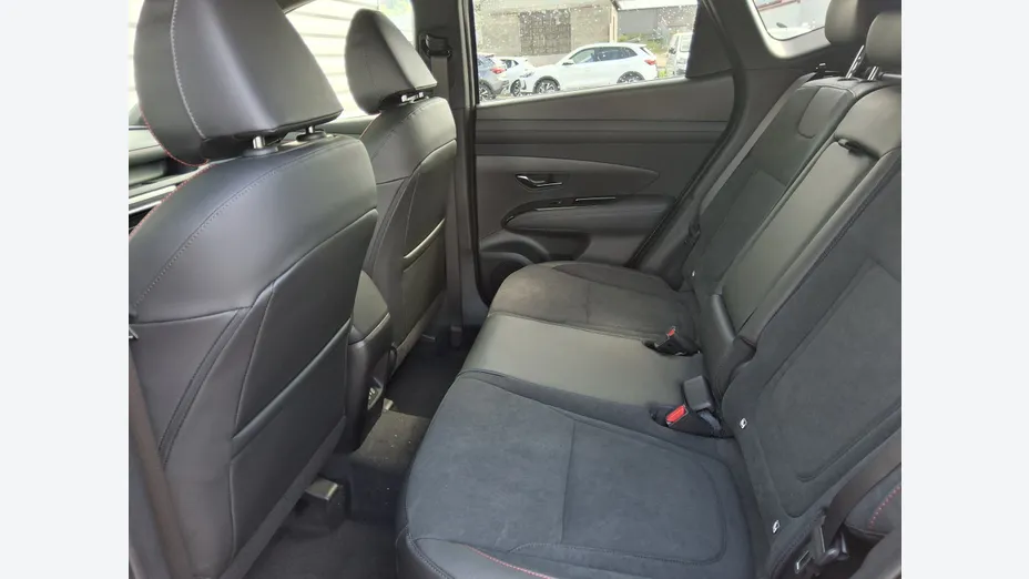 HYUNDAI Tucson -