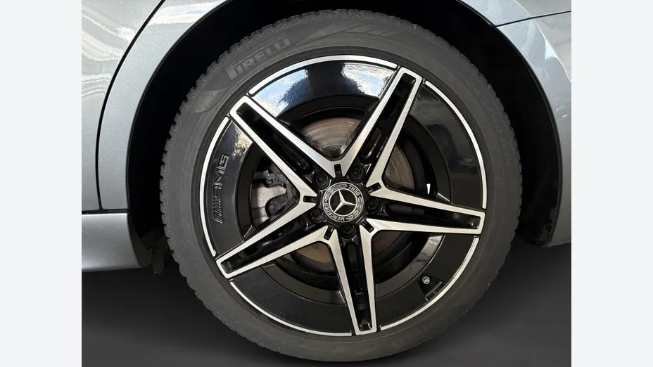 MERCEDES-BENZ C Klasa C 180 mHEV AMG