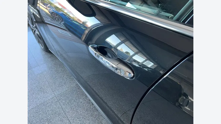 MASERATI Quattroporte -