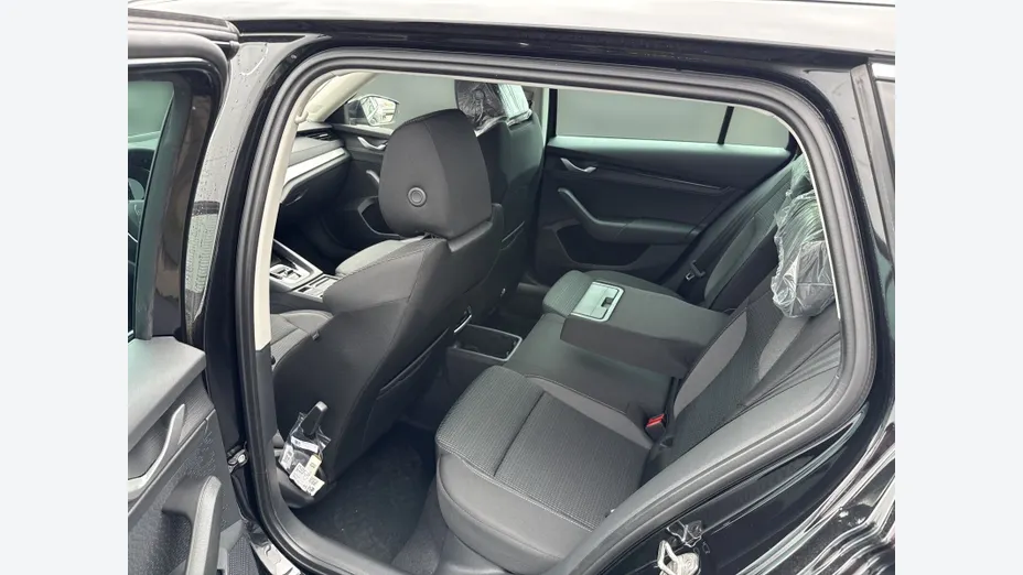 SKODA Octavia Octavia 2.0 TSI Selection 4x4 DSG Nowy