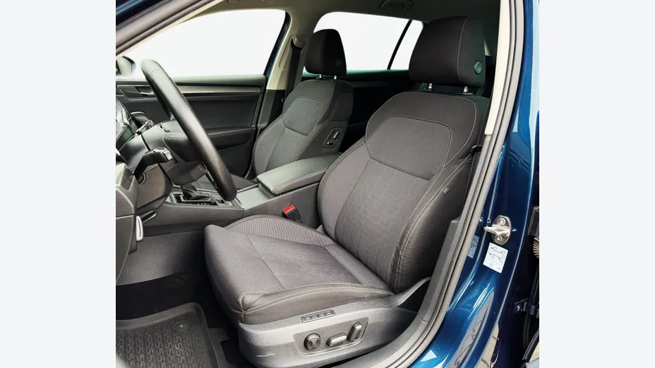 SKODA Superb Superb 2.0 TDI SCR Style DSG