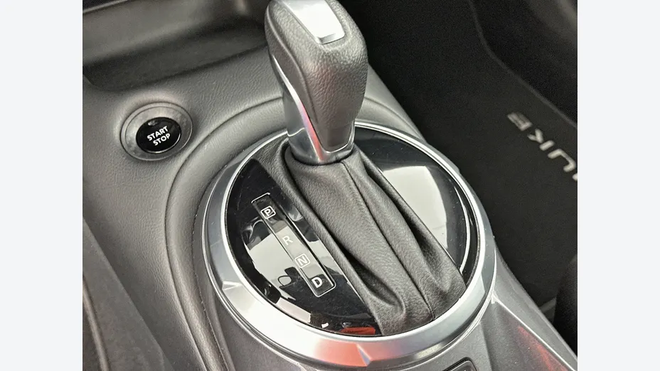NISSAN Juke -