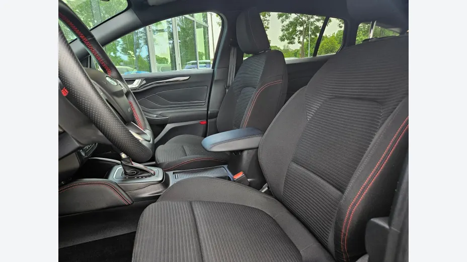 FORD Focus Focus 1.0 EcoBoost mHEV ST-Line X aut