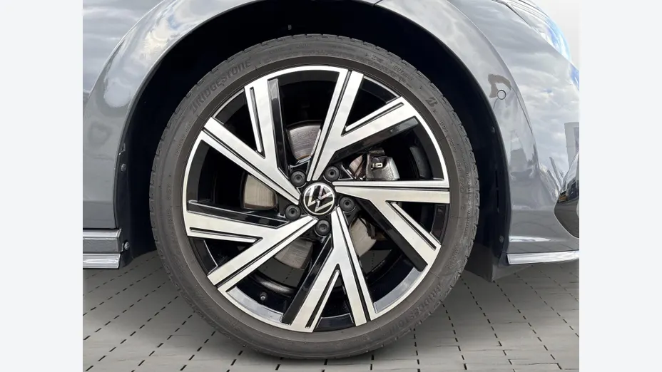 VOLKSWAGEN Golf Golf VIII 2.0 TSI 4Mot. Style DSG