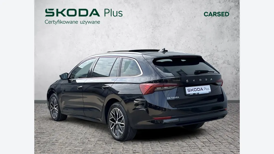 SKODA Octavia -
