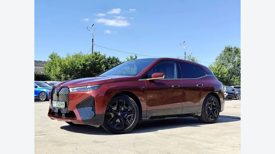 BMW iX iX M60 111.5kWh
