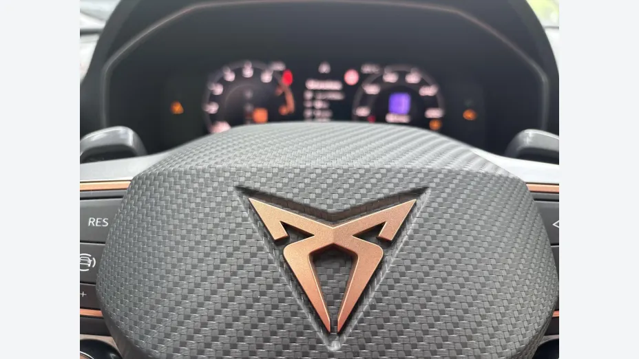 CUPRA Leon Leon 1.5 eTSI mHEV DSG Nowy