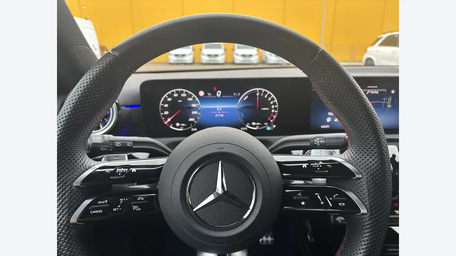 MERCEDES-BENZ A Klasa A 250 e PHEV AMG Line 8G-DCT