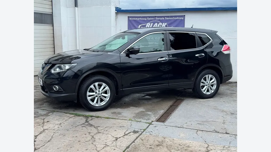 NISSAN X-Trail -