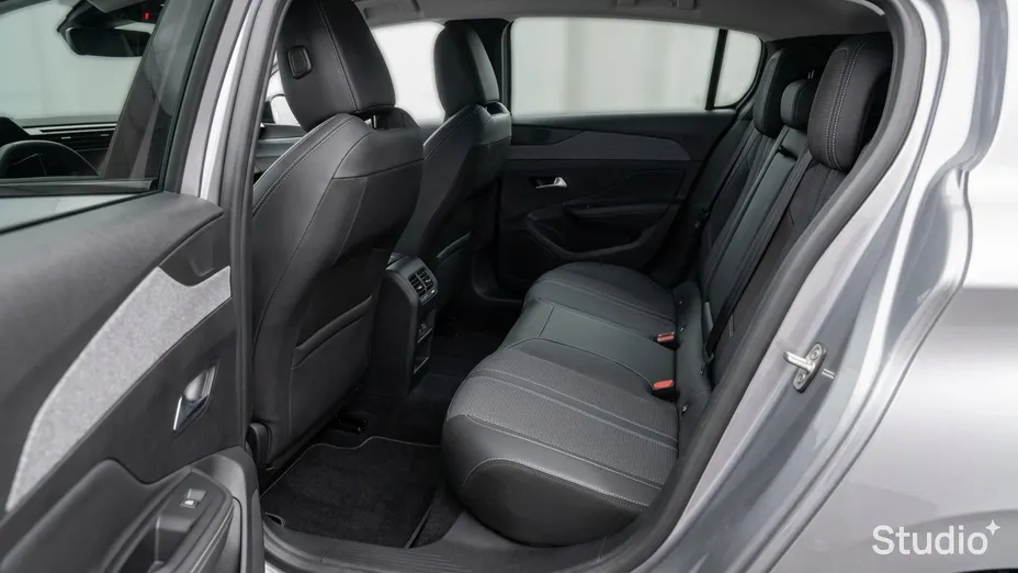 PEUGEOT 308 -