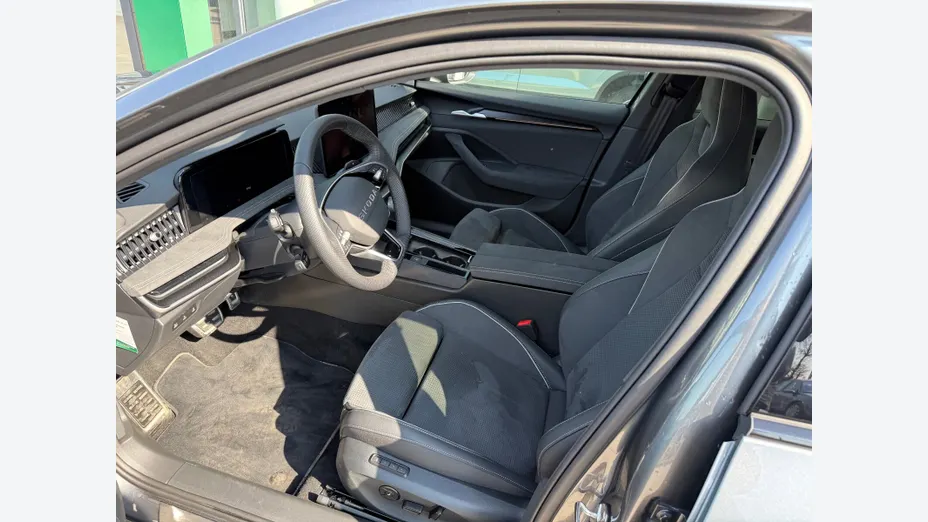 SKODA Superb Superb 1.5 TSI Plug-in Hybrid Sportline DSG Nowy