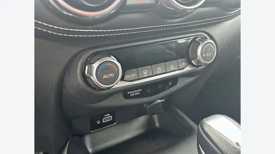 NISSAN Juke -