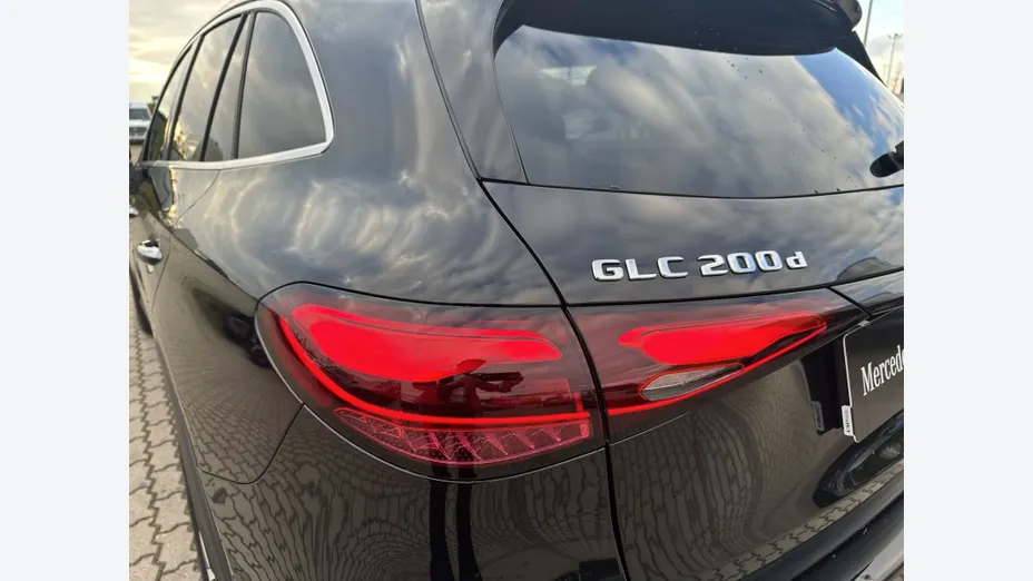 MERCEDES-BENZ GLC GLC 200 d mHEV 4-Matic Avantgarde
