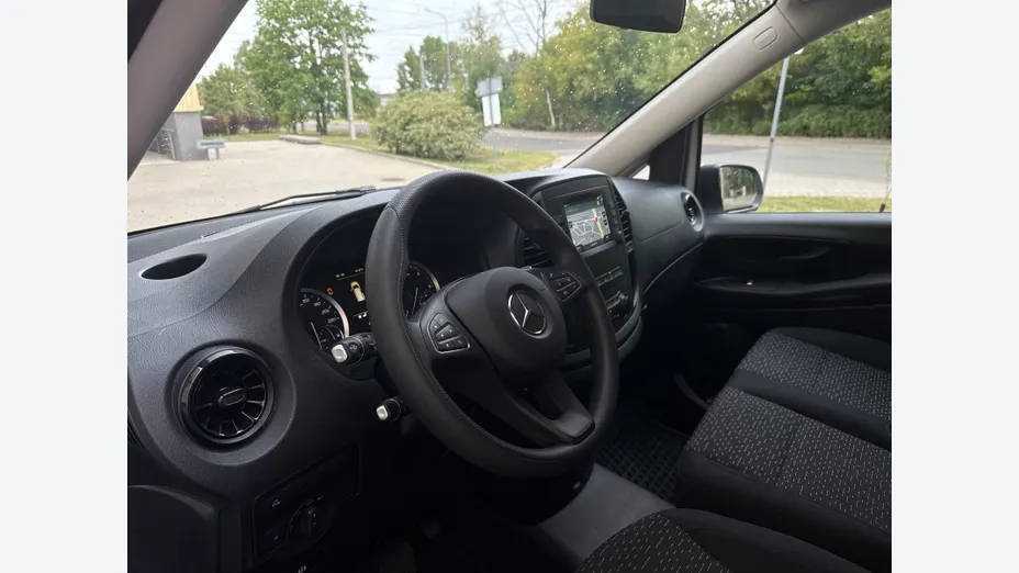 MERCEDES-BENZ Vito Vito Tourer 114 CDI L2 Pro 9G-Tronic 447.703