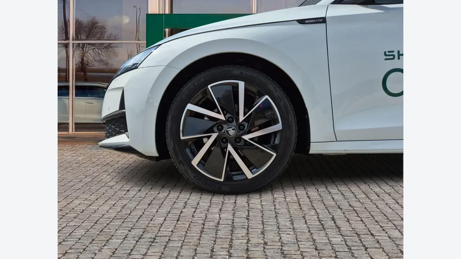 SKODA Octavia Octavia 1.5 TSI mHEV Selection DSG