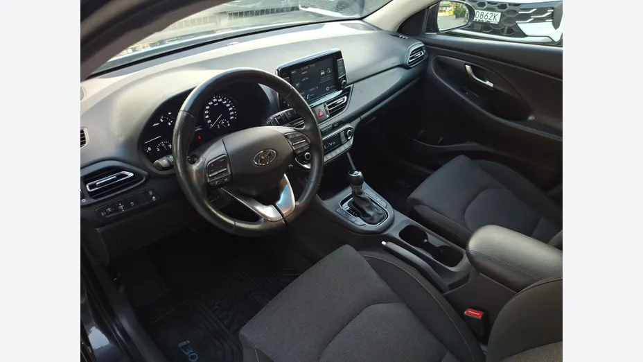 HYUNDAI i30 i30 1.0 T-GDI Smart DCT