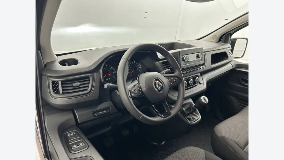 RENAULT Trafic -