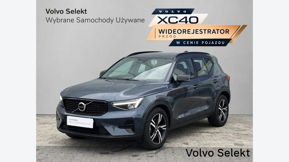 VOLVO XC40 XC40 B3 Plus Dark aut