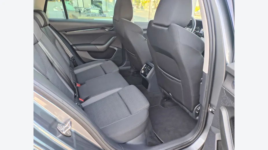 SKODA Octavia Octavia 2.0 TDI Ambition DSG